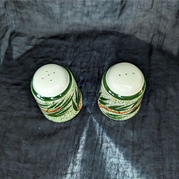 Vintage Bamboo Salt And Pepper Shakers Set Ceramic Hand Painted - Picture 2 of 4